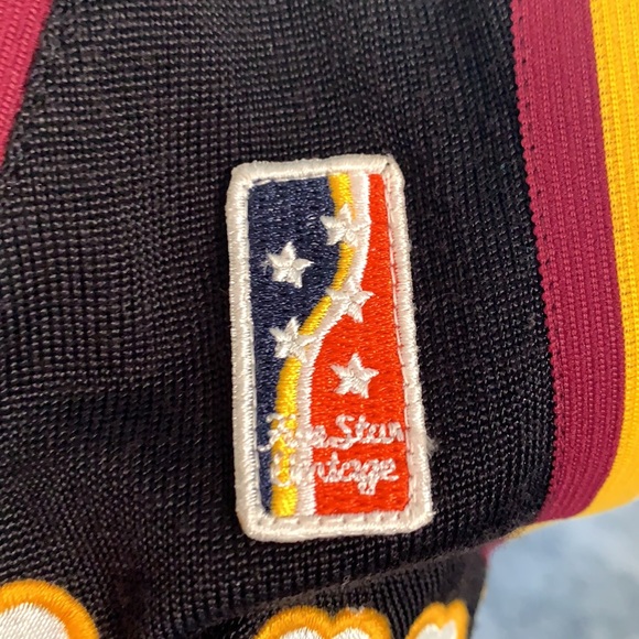 🏀VINTAGE STYLE NBA JERSEY🏀 - Picture 10 of 13